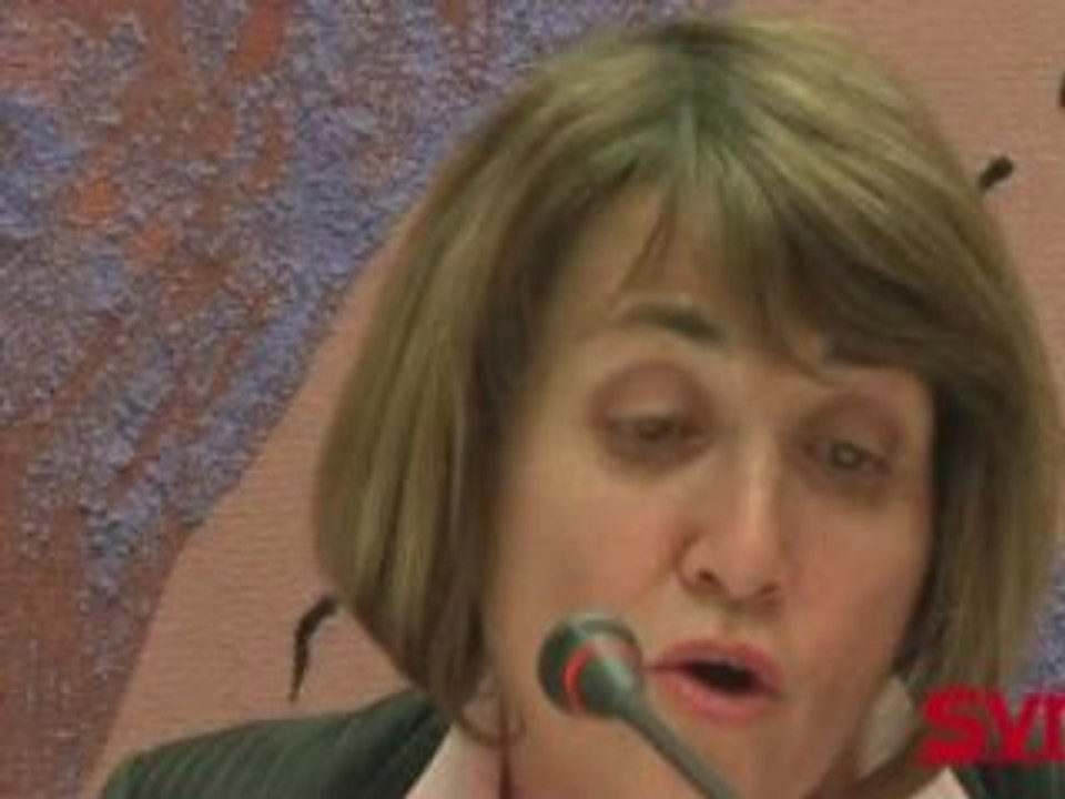 Loi Hadopi : La ministre défend son projet (8/12)