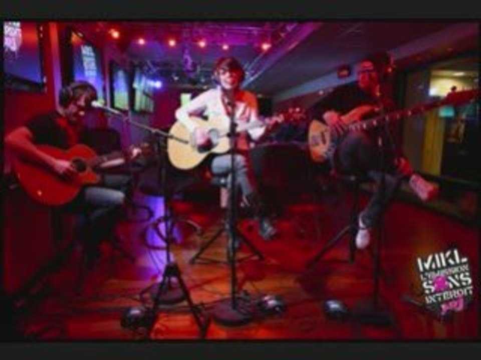 Superbus London Town en live sur NRJ dans lesi