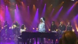 Dailymotion - Alicia Keys   Oumou Sangaré - Fallin,