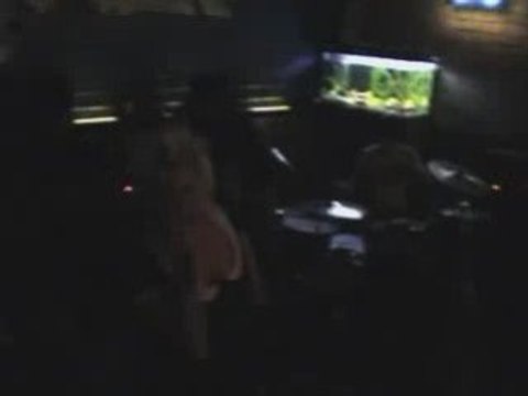 Trigger Travis - Videoclip Describe People