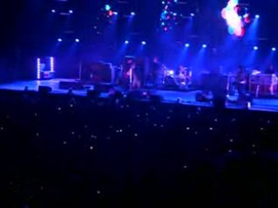 champagne supernova