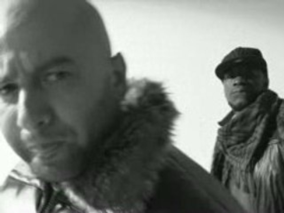 Teaser Flash Ds Ma Tete