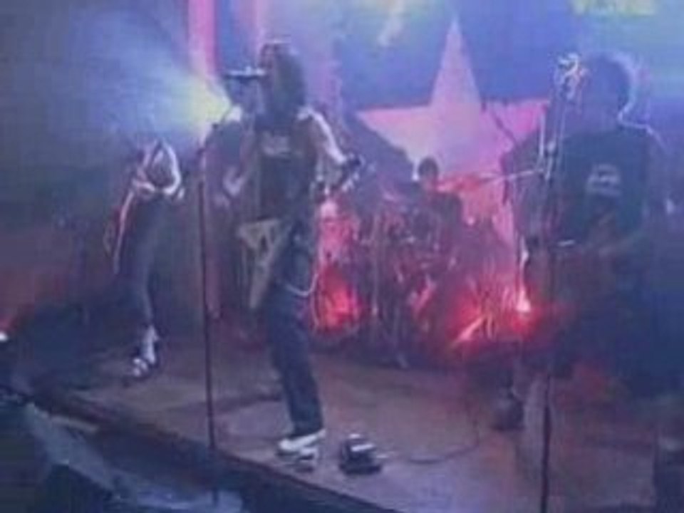 Bullet For My Valentine - Hand of Blood (Live 2005)