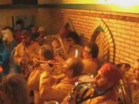 Animations dans les cafés ( couleur café ) carnaval 2008