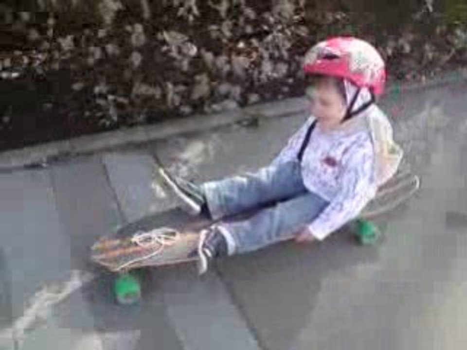 mateo 2 ans longboard a lormont.blc.skate
