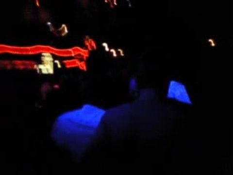 Grum @ CLIC (La Flèche d'Or, Paris)