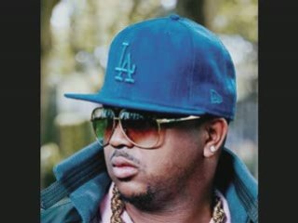 New !! The Dream Feat. Kanye West - Walking On The Moon