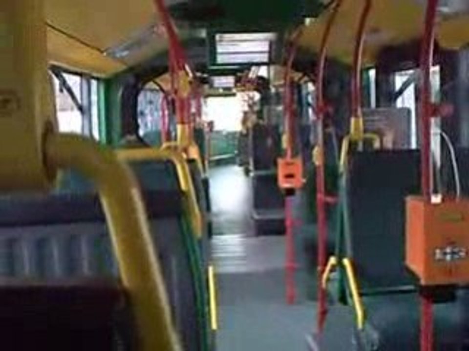 MERCEDES BENZ CITARO 0530 G II GNV caréné n°828 partie 3