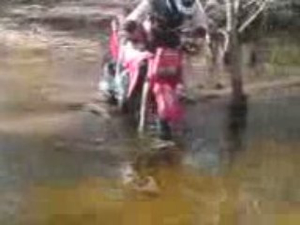 djo a poile en moto 2