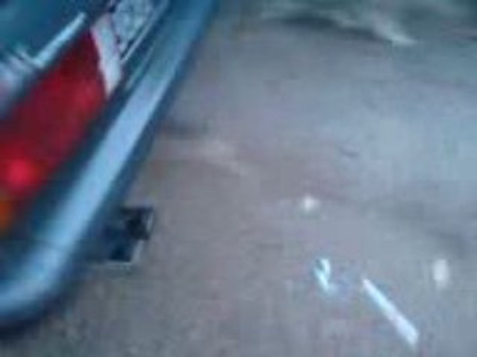 son sebring a l'arret 320i