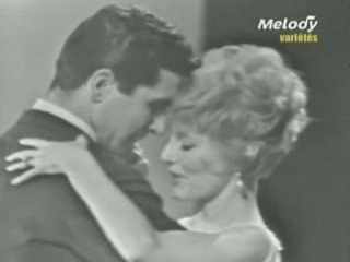 Petula Clark - Un Doigt de Champagne