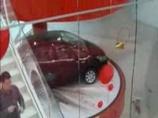 Paris : ballade architecturale (Citroen) 2 (qualité moyenne)