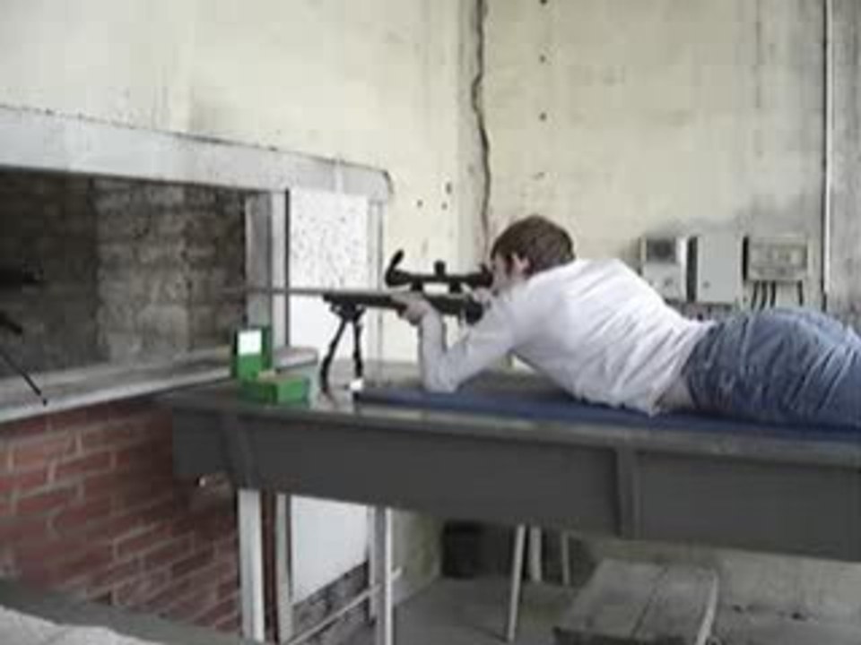 Tir avec un fusil sniper Savage