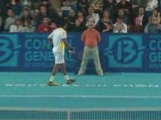 Montée au filet de Llodra