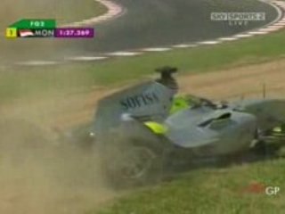 Guimaraes crashes in A1 GP Kyalami 2009