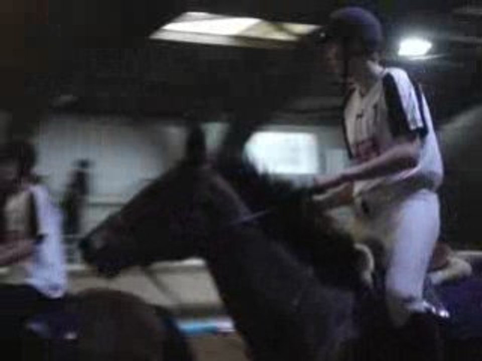 MOV05499