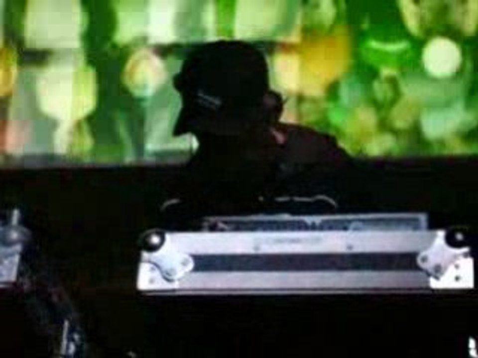 La nuit rouge @ dock des sud marseille -Eric Zimmer-