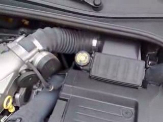 Clio III RS bruit électrique