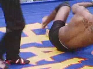 Gilbert Yvel vs Carlos Barreto