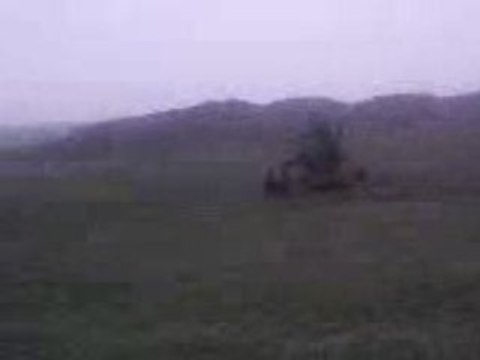 mon pote qui fais des rond ds la boue