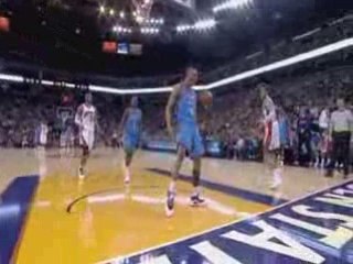 Russell Westbrook Alley-Oop Backboard Slam from Earl Watson