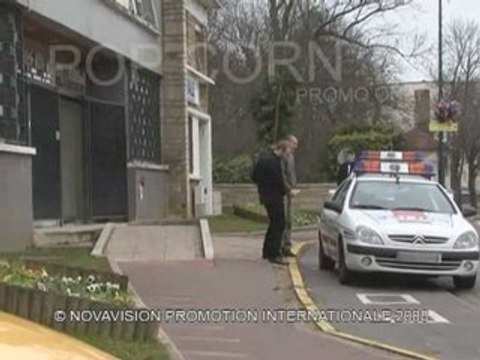 Caméra Cachée : Pipi Police (Mad boys)