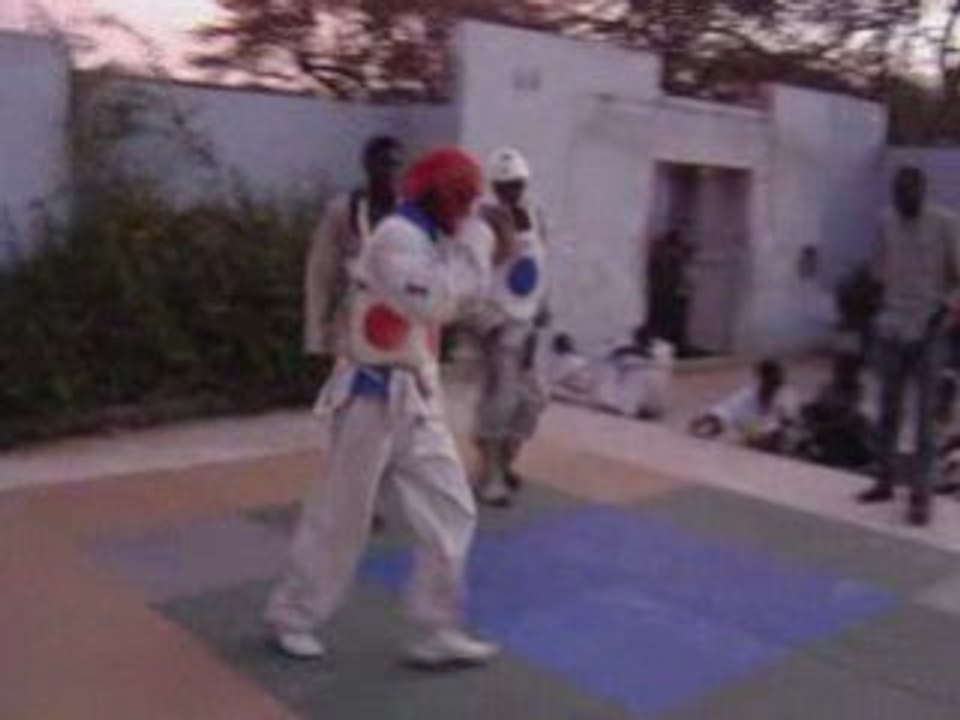 Taekwondo_combat_csc