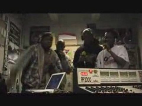 Komo Sarcani, Agent U-U, Kizito, F.M sur Radio Graf'Hit