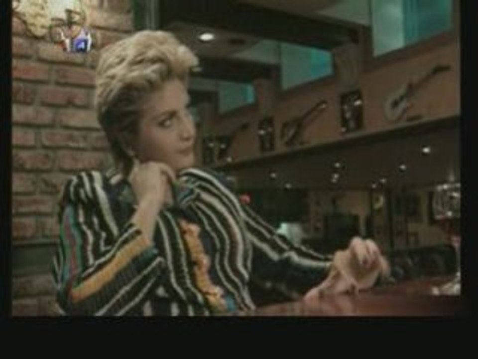 Sibel Can - Dedikodu