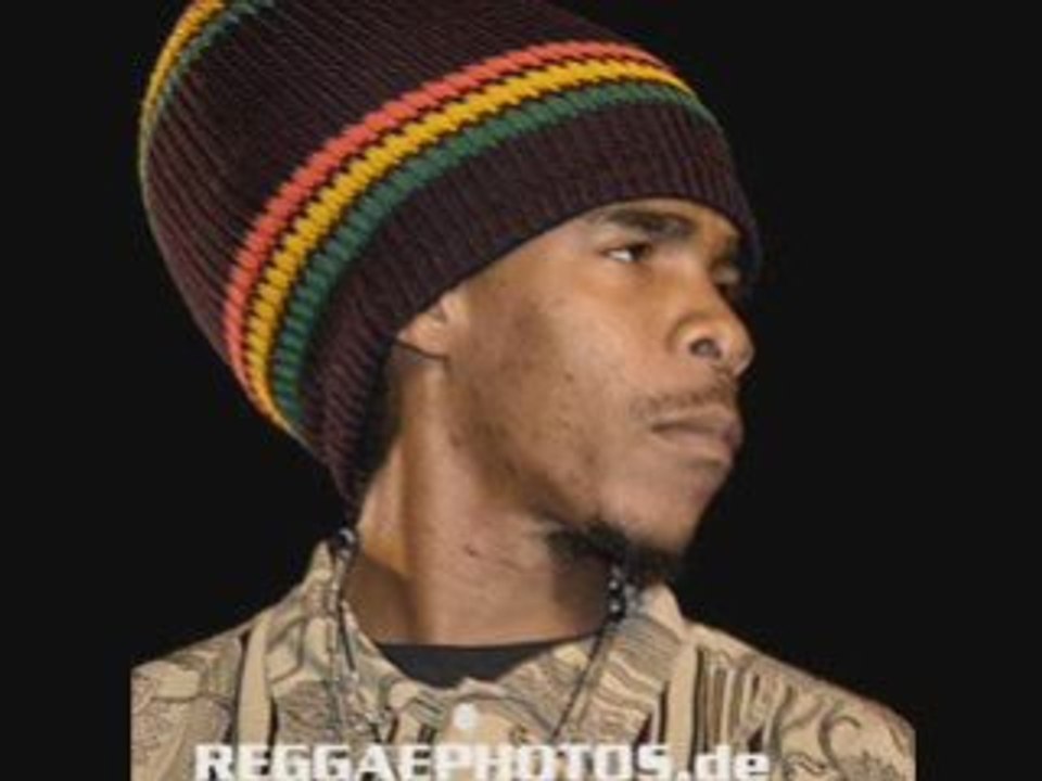 Turbulence -I'm Home Alone (live wire riddim)