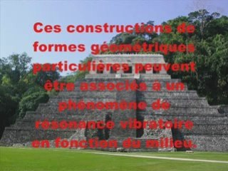 LE MYSTERE DES PYRAMIDES