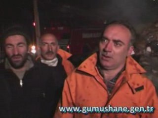 GUMUSHANEDE KAGIT DEPOSU YANDI