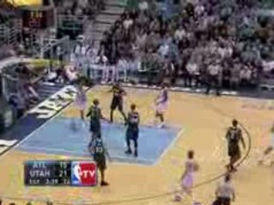 NBA Ronnie Brewer threads the needle to Mehmet...