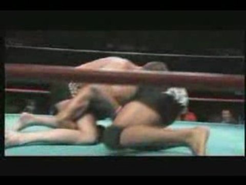 Fedor Emelianenko vs Ricardo Arona - R3 22 12 2000