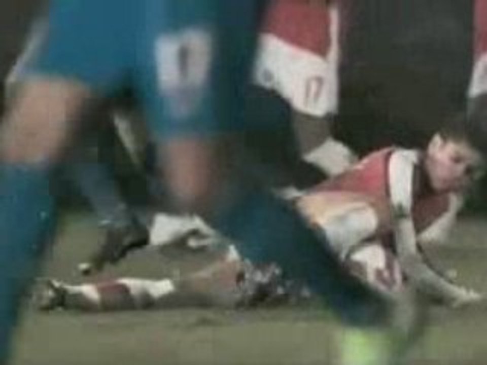 New Pub 2009 arsenal vs M.U