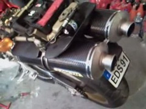 pots ARROW carbon sur Ducati 748