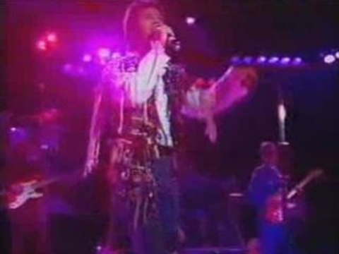 =42 Cliff Richard & The Shadows - The Young Ones (Live '84)