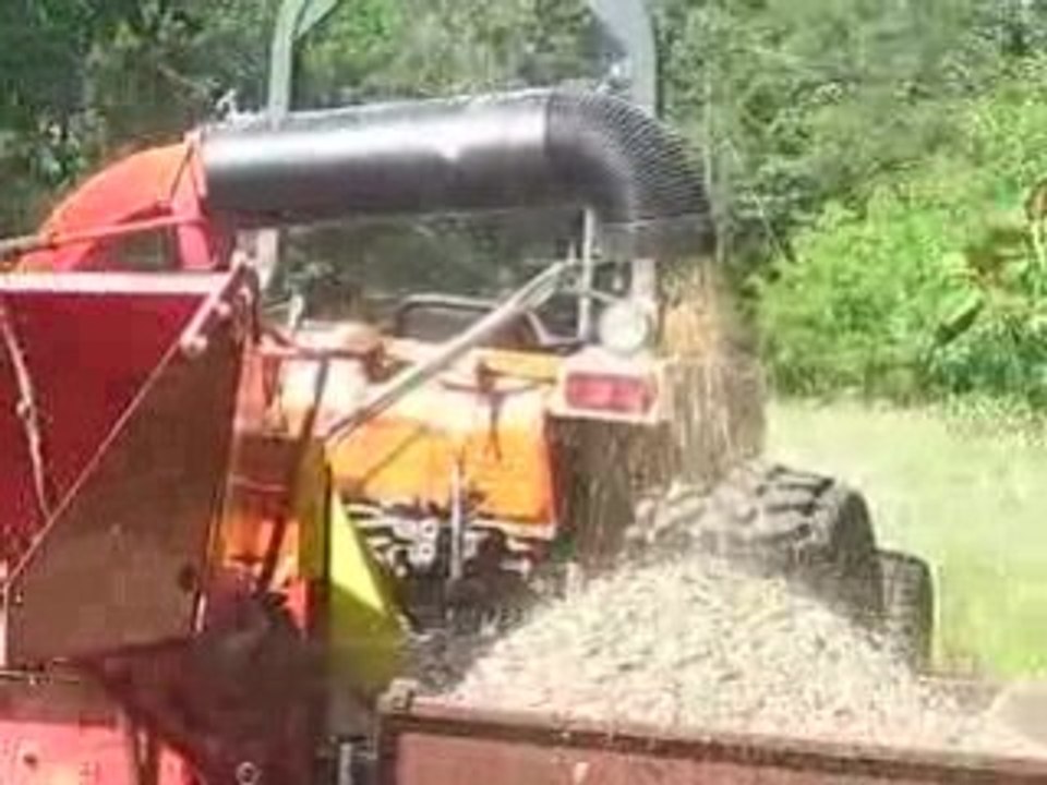 kubuto tractor and canadian construction equip