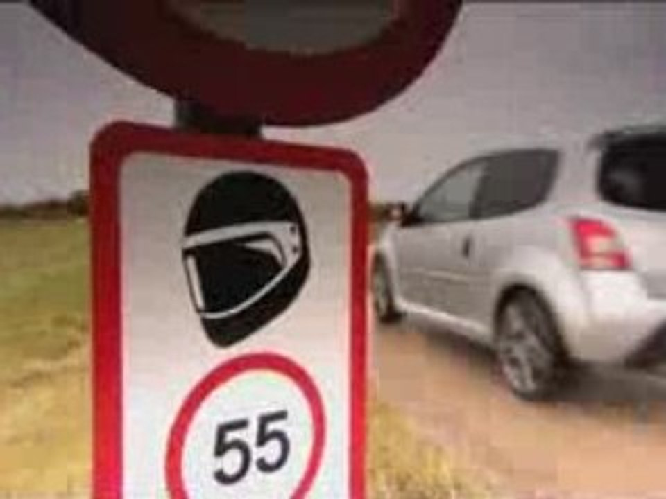 TRs VS GTt by Fifth Gear