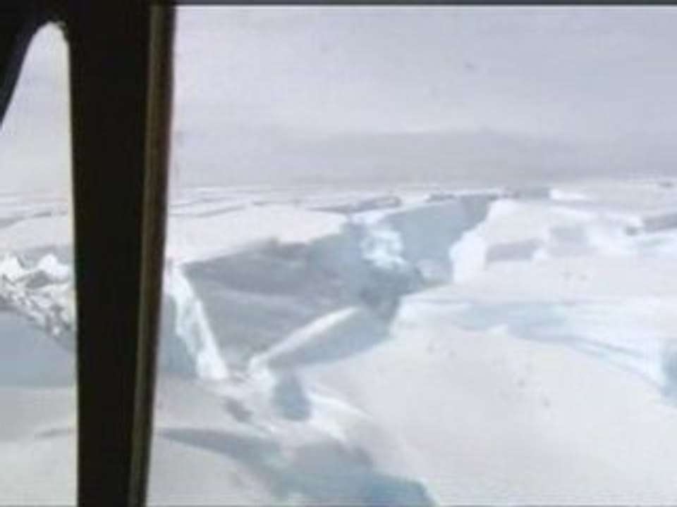 Scientists discover mountain range under Antarctic ice sheet