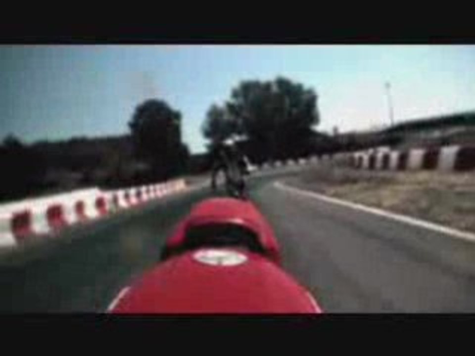 Regis perd  sa moto