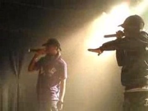 Soprano et Krlos-A la bien(1ere partie concert de la swija)