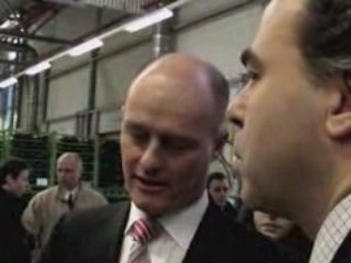 Luc Chatel visite l'usine SMART d'Hambach