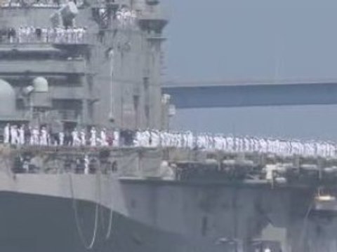 USS Tarawa (LHA 1) pulls into Naval Base San Diego