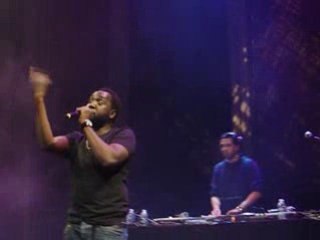 Show case de Zoxea le fev au 104