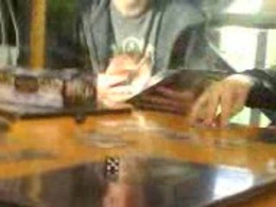 les gens de la bibli doivent nous detester