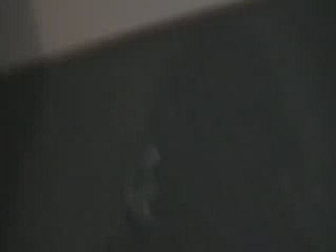 Léa fait des pirouettes