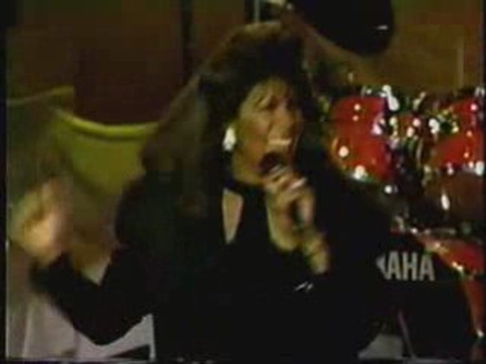 Mary Wilson (The Supremes)- Bad Case of Lovin You