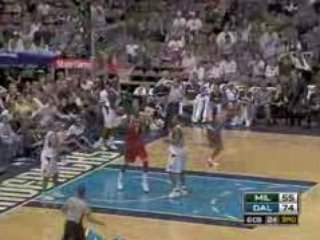 NBA Charlie Villanueva never gives up on the play picking Ja