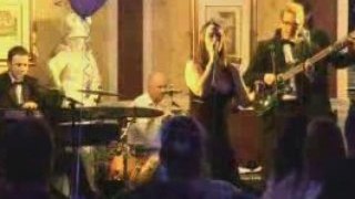 Great Wedding Bands in Scotland - First Class Showband